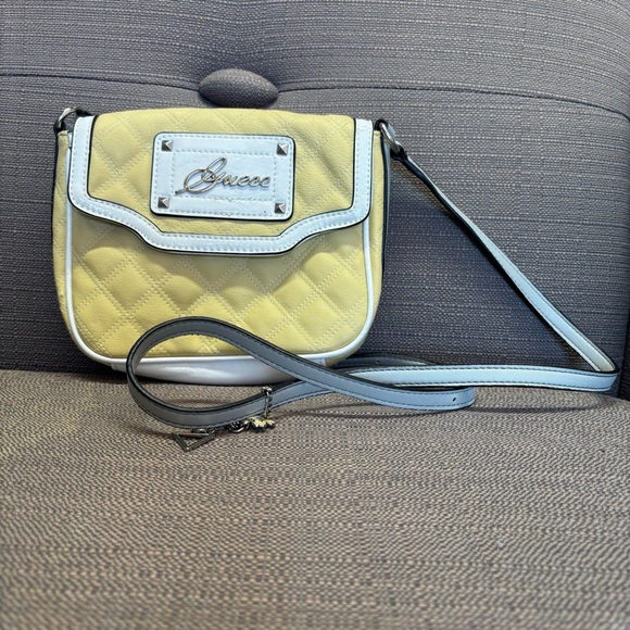 Guess Vintage Yellow and Gray Quilted Rare Crossbody Bag - Picture 1 of 6
